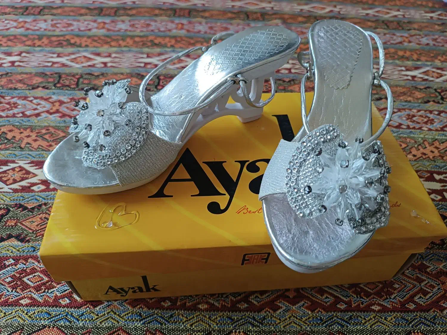 کفش مجلسی کودک|کیف، کفش، کمربند|کرج, کوی امامیه|دیوار