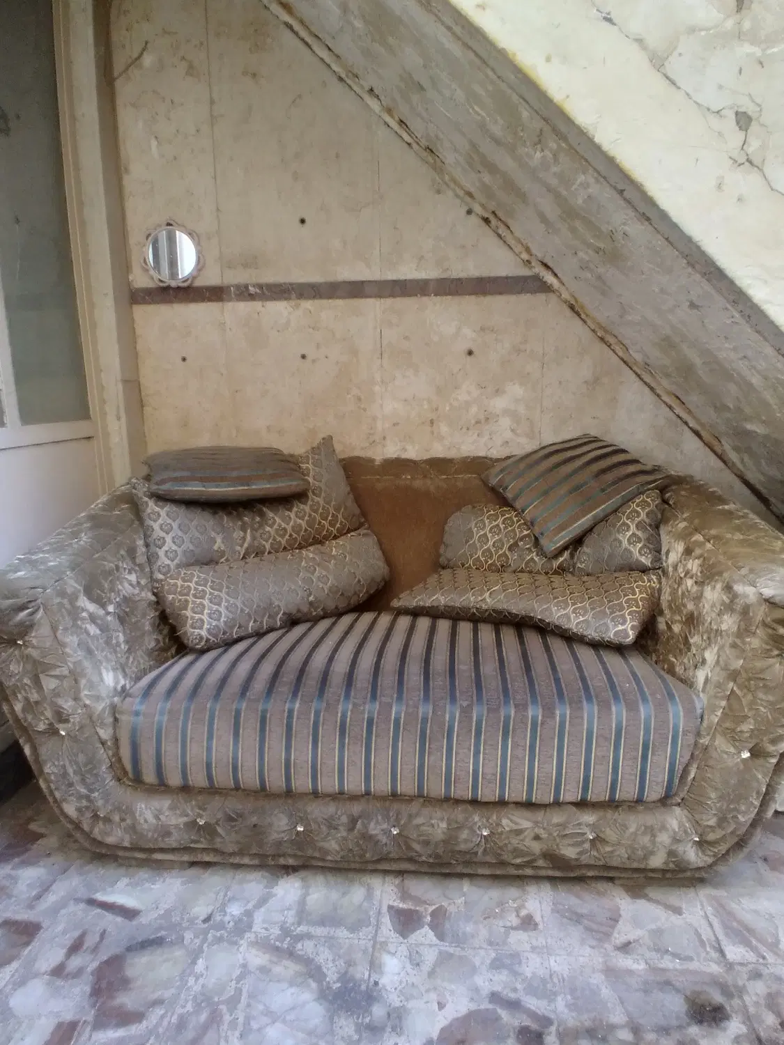 مبل|مبلمان خانگی و میز عسلی|قم, حاج خلیل|دیوار