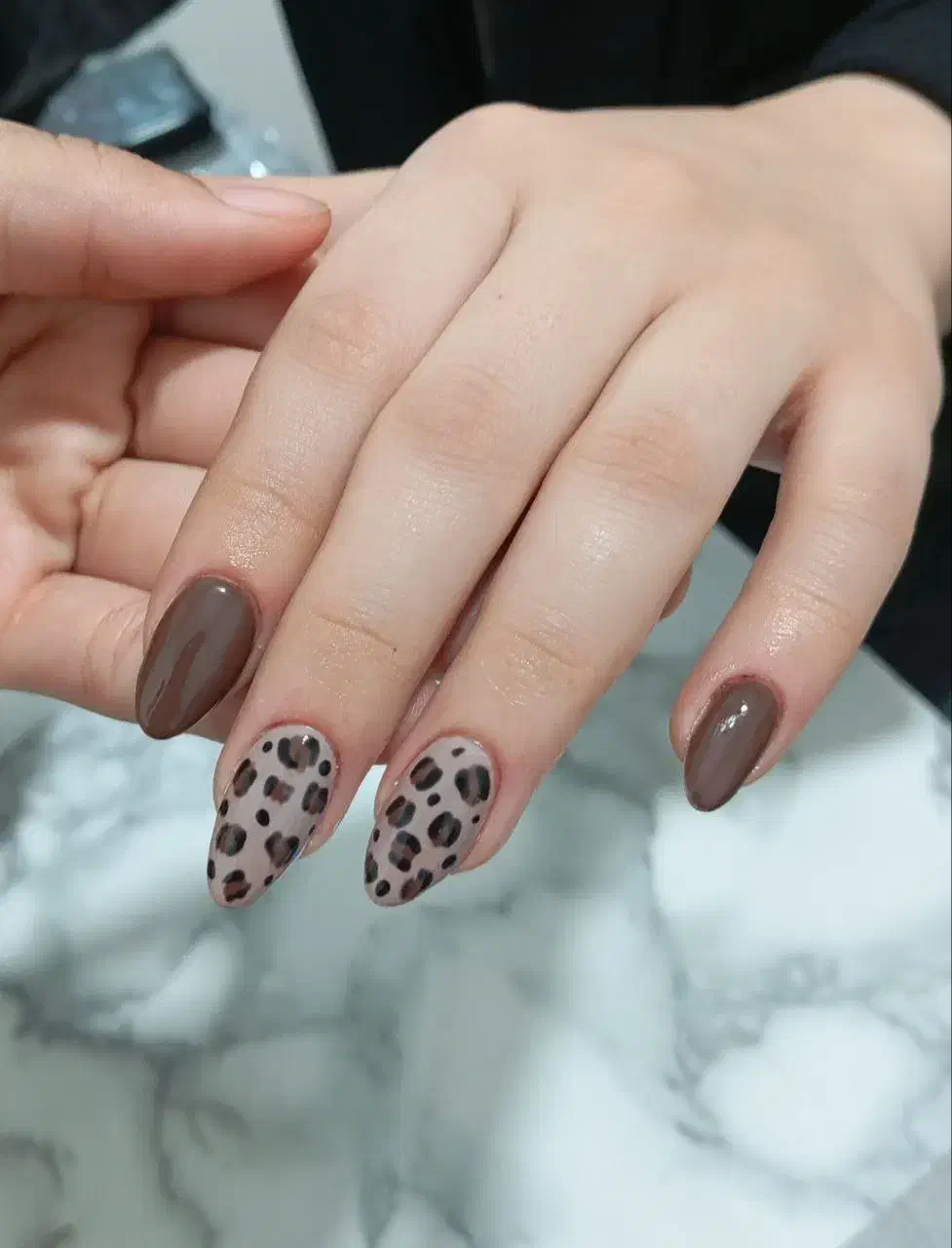 کاشت ناخن|خدمات آرایشگری و زیبایی|مشهد, تلگرد|دیوار