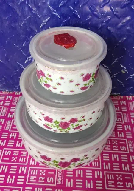 ظروف چینی  سه تیکه نگهدارنده غذا طرح گله صورتی|ظروف نگهدارنده، پلاستیکی، یکبارمصرف|تهران, تختی|دیوار