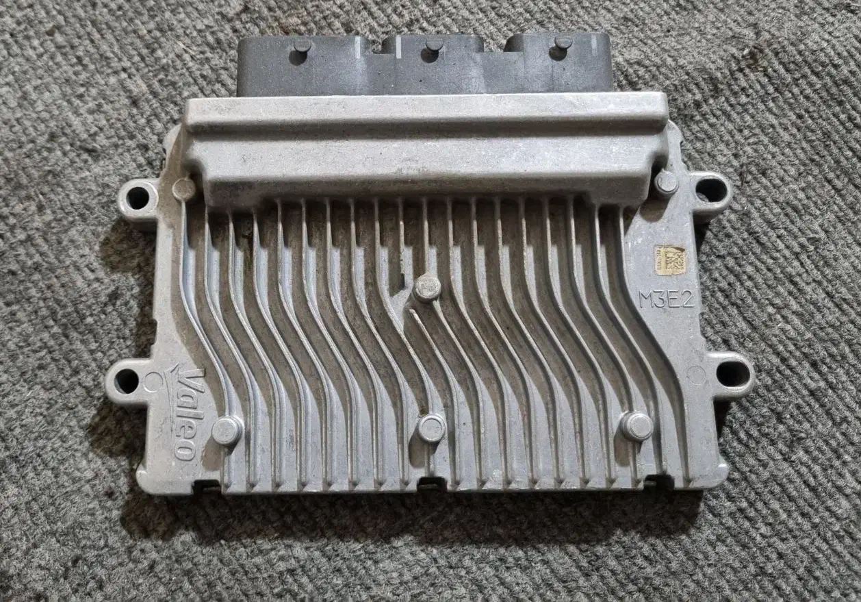 (ای سی یو )(ecu)|قطعات یدکی و لوازم جانبی|کرج, حصارک پایین|دیوار