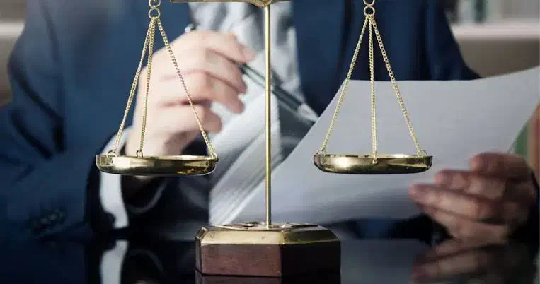 وکیل وکالت مشاوره حقوقی لوایح دادگاه به نتیجه برس|خدمات مالی، حسابداری، بیمه|کاشان, کشاورز|دیوار