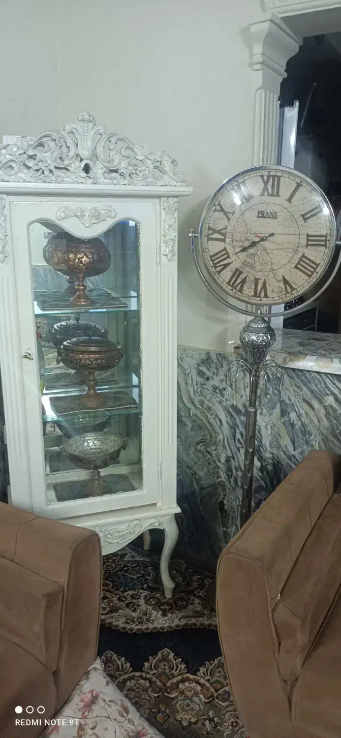 یه ساعت ایستاده وگنجه به فروش میرسد|ساعت دیواری و تزئینی|مشهد, طرق|دیوار