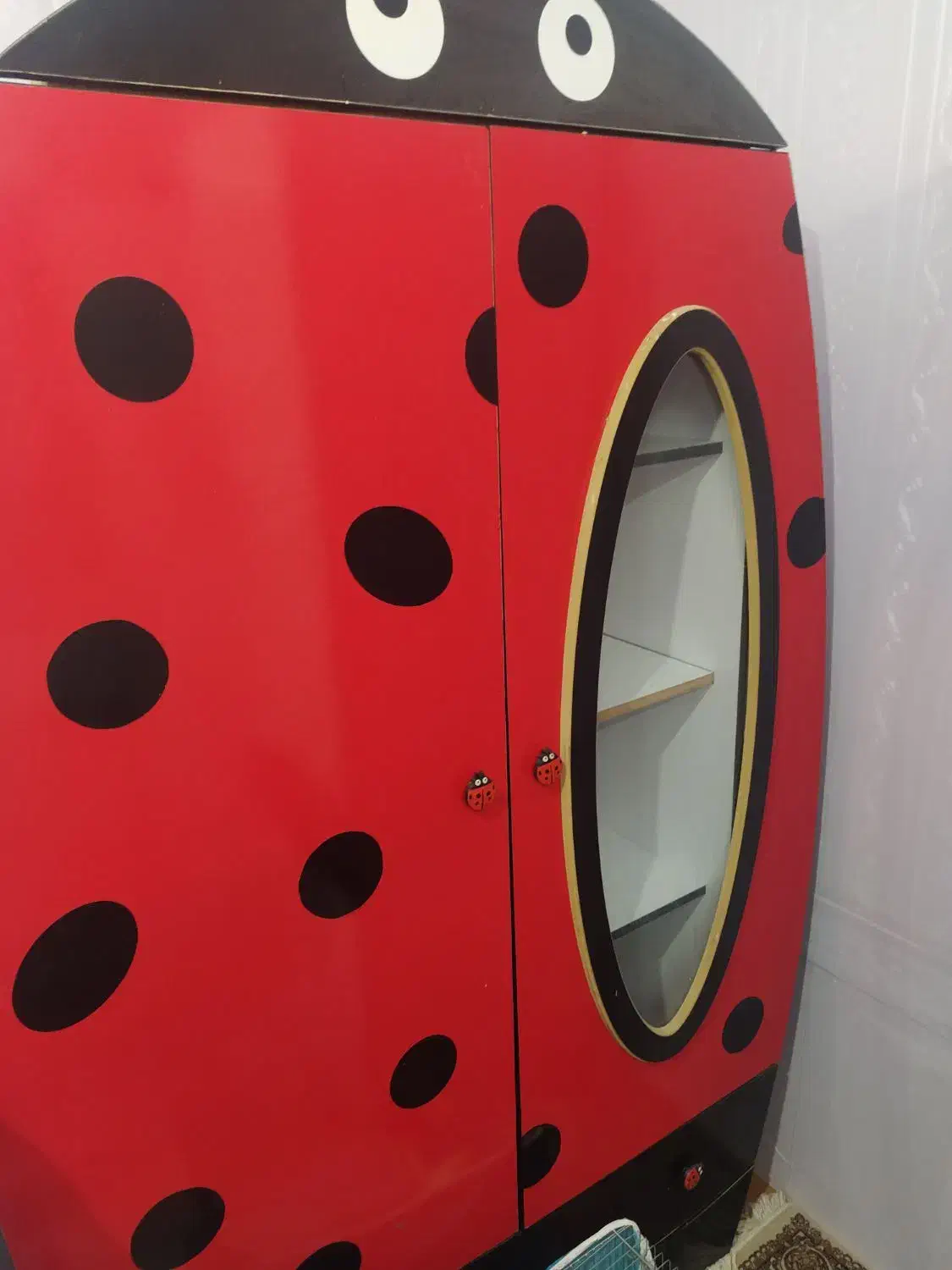 کمد|جاکفشی، کمد، دراور|بیرجند, |دیوار