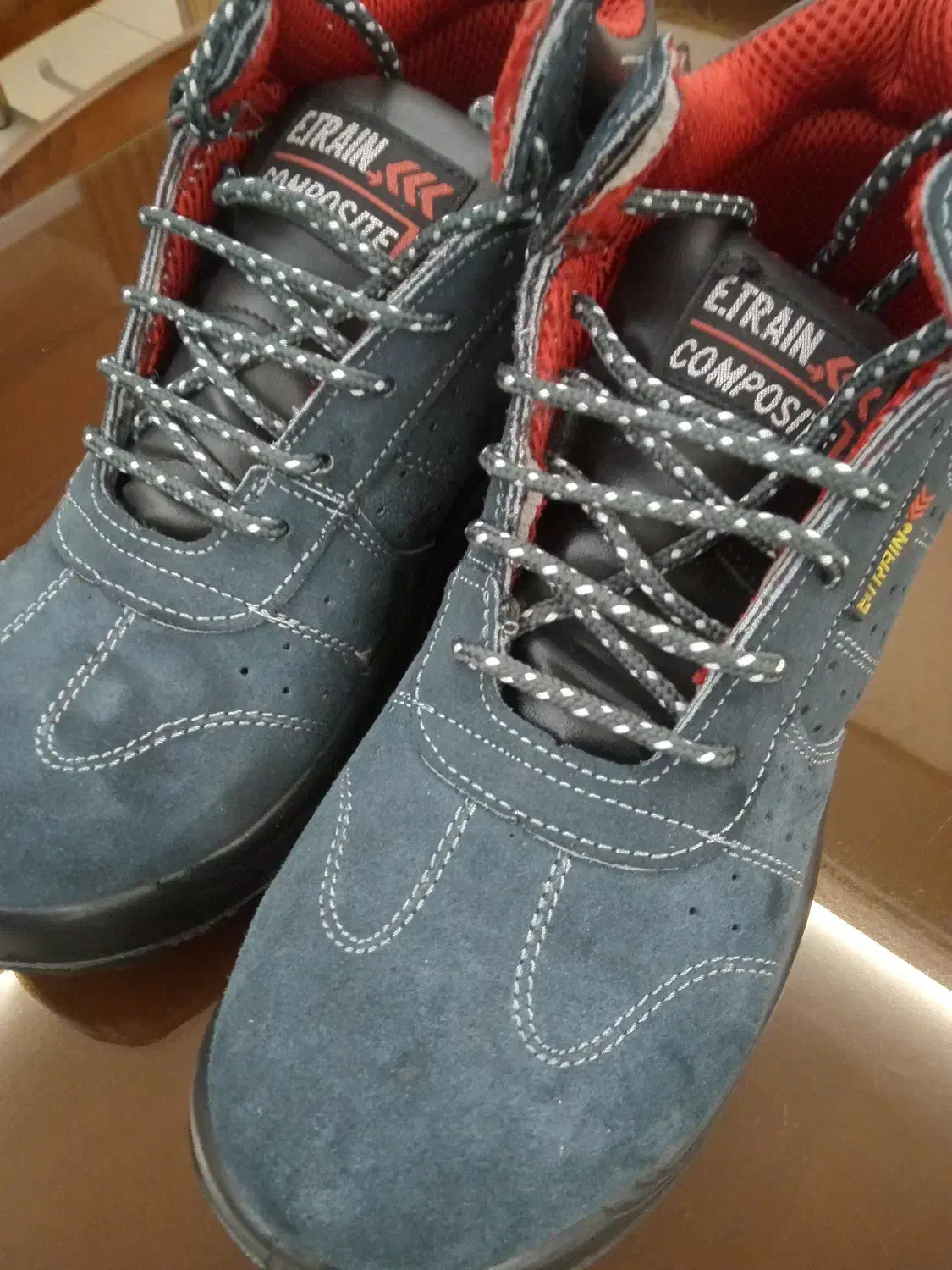 کفش کارو کوه نوردی|کیف، کفش، کمربند|تهران, زرکش|دیوار