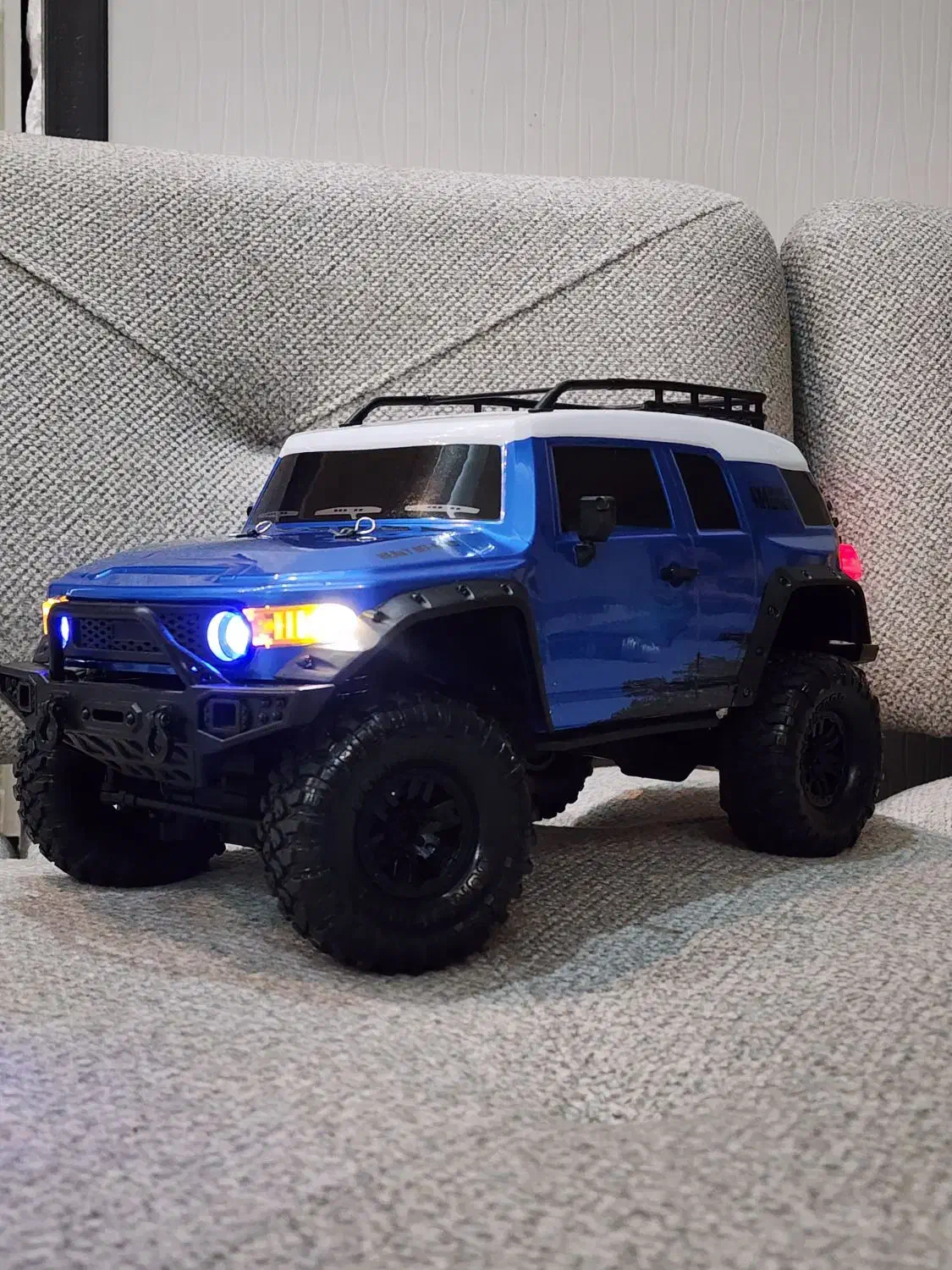 ماشین کنترلی حرفه ای FJ Cruz|اسباببازی|شیراز, دکتر حسابی|دیوار