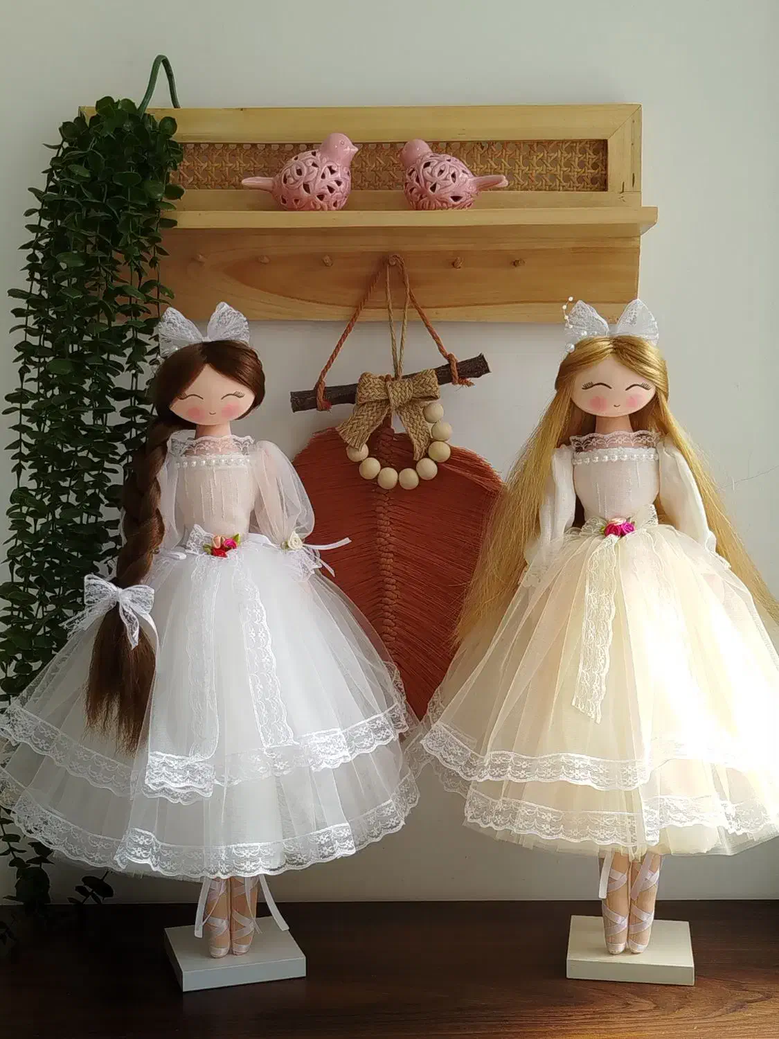 عروسک تیلدا ،فرشته|اسباب‌بازی بچه|قم, قلعه کامکار|دیوار