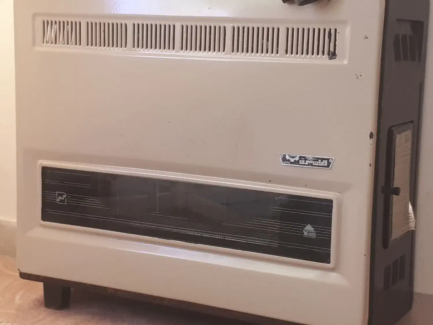 سرویس و راه اندازی انواع بخاری گازی شستشوی کامل|خدمات پیشه و مهارت|اراک, |دیوار