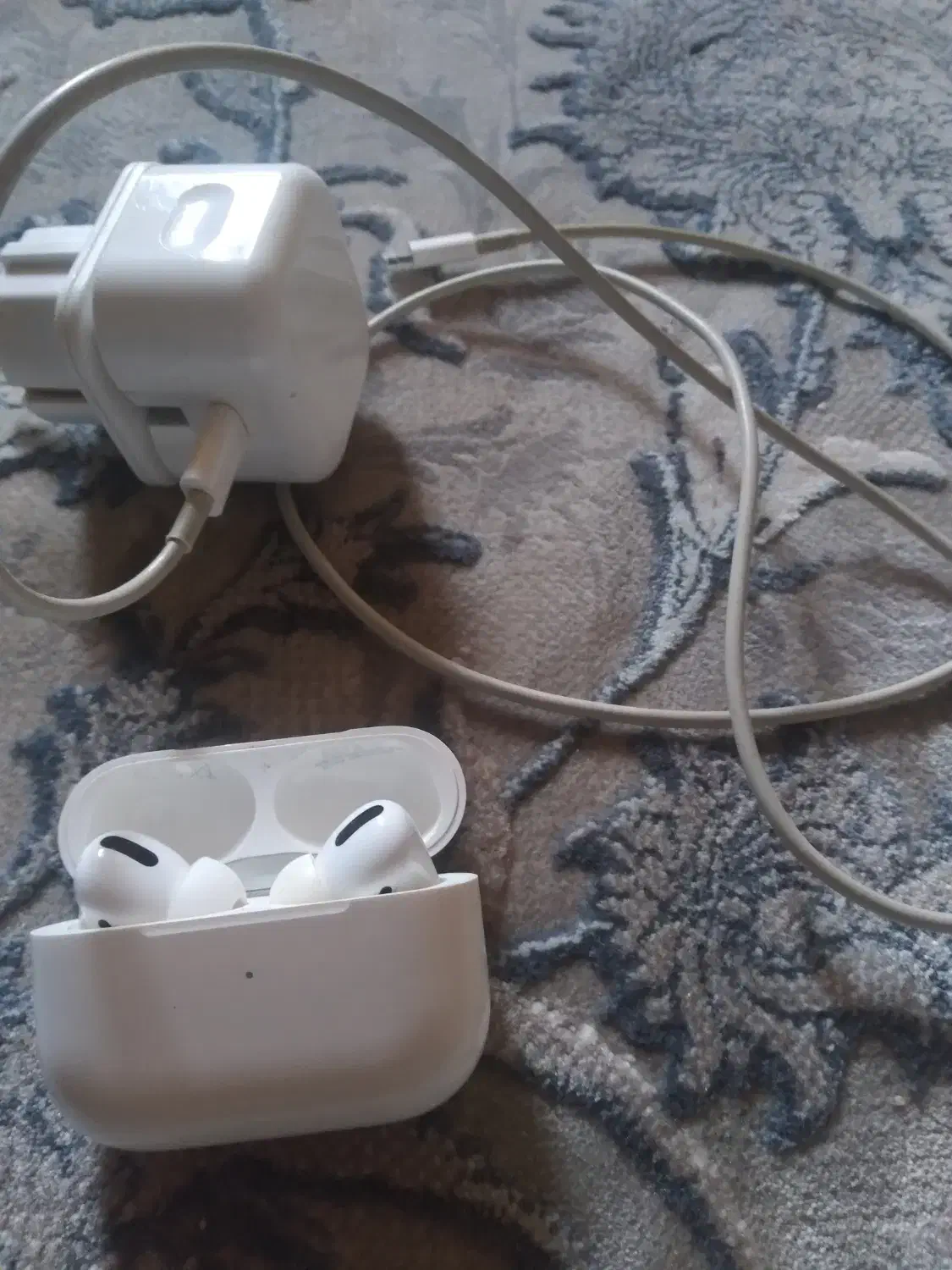 ایرپادمدل۱پرو اصل در حد نو باکیفیت بالا خرید از|لوازم جانبی موبایل و تبلت|سردشت, |دیوار