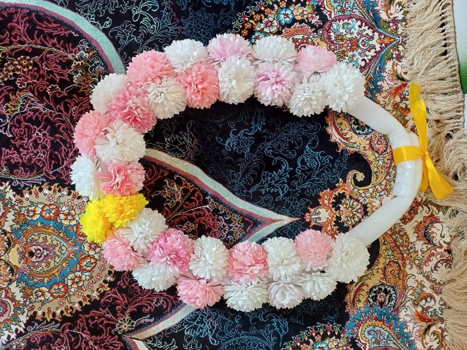 گل برای پیشواز عزیزان از مکه ورزش|گل مصنوعی|سقز, |دیوار