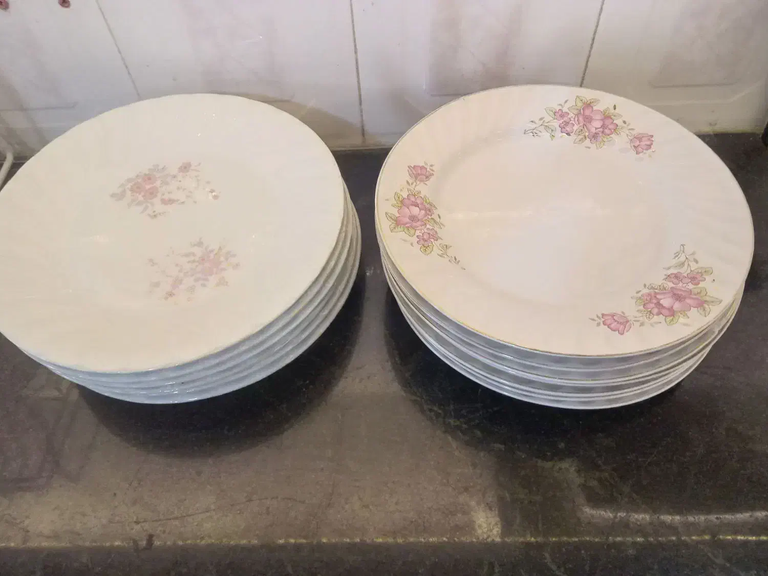 ۶دست پلوخوری ۵دست خورشت خوری دستی۳۰۰تومن|ظروف سرو و پذیرایی|زنجان, |دیوار