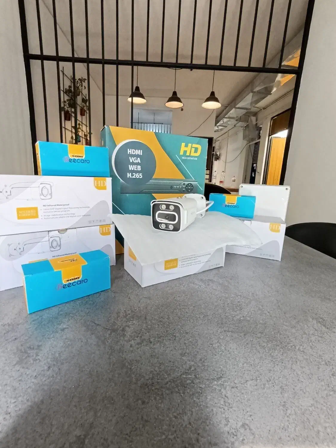 فروش و راه اندازی انواع دوربین نظارتی نقد و شرایطی|دوربین مداربسته|شیراز, زرهی|دیوار