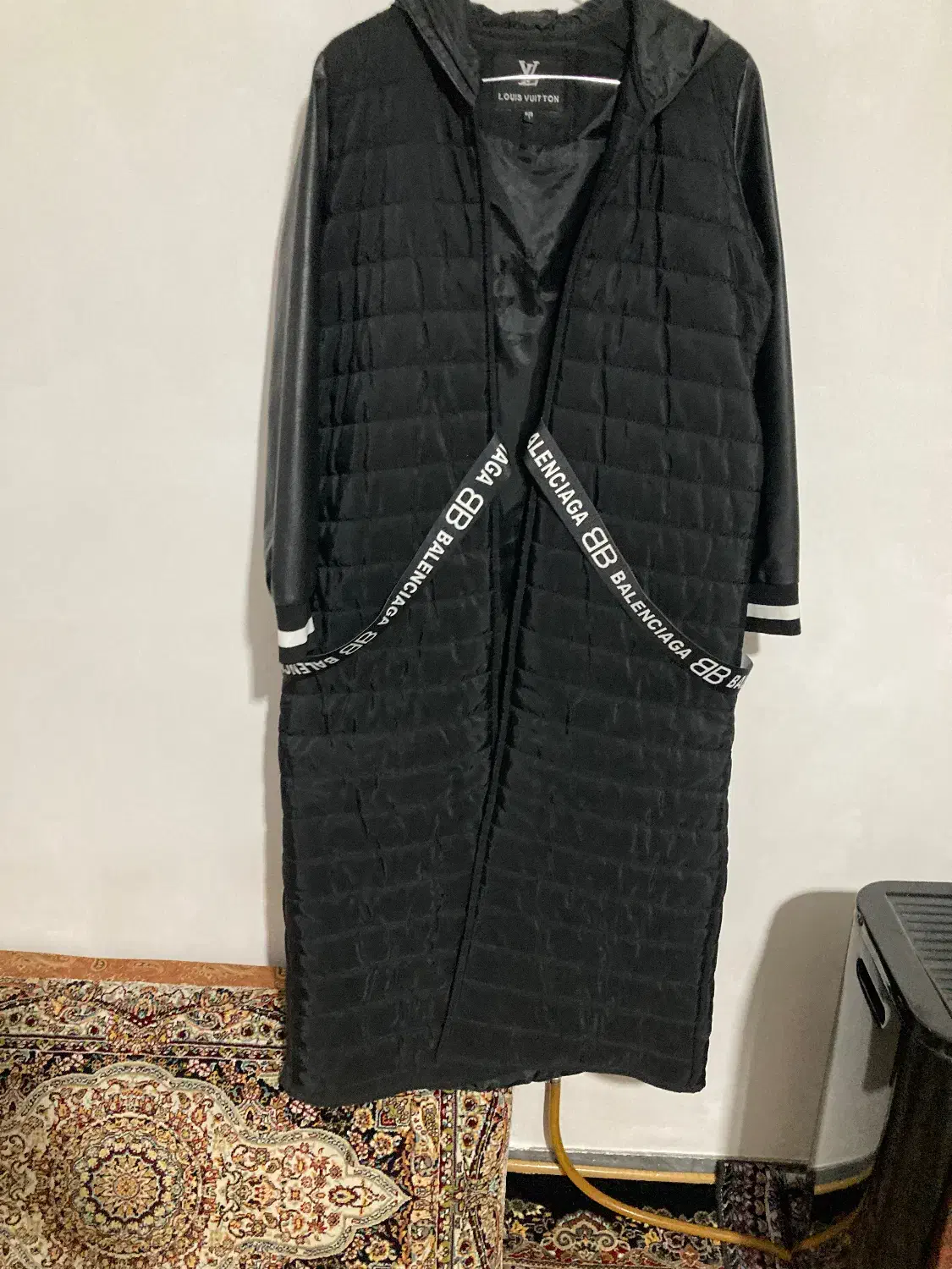 لباس|لباس|اراک, |دیوار