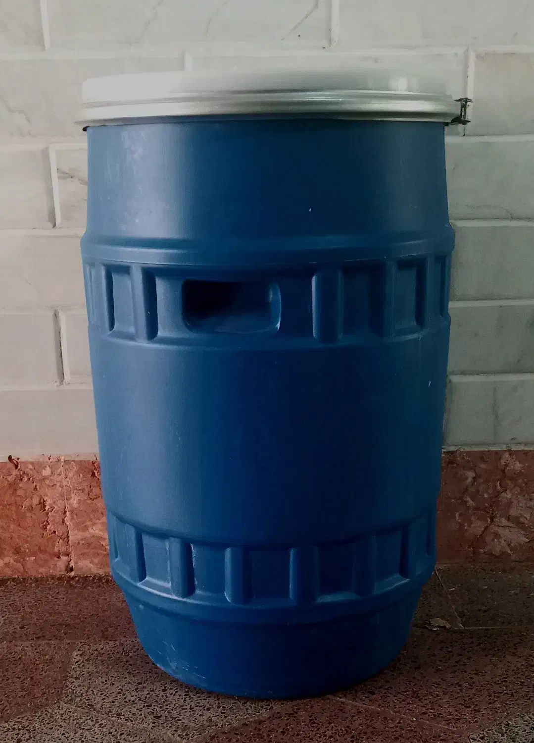 بشکه ۸۰ لیتری سالم و محکم نونو|ظروف نگهدارنده، پلاستیکی، یکبارمصرف|قم, زنبیل آباد|دیوار