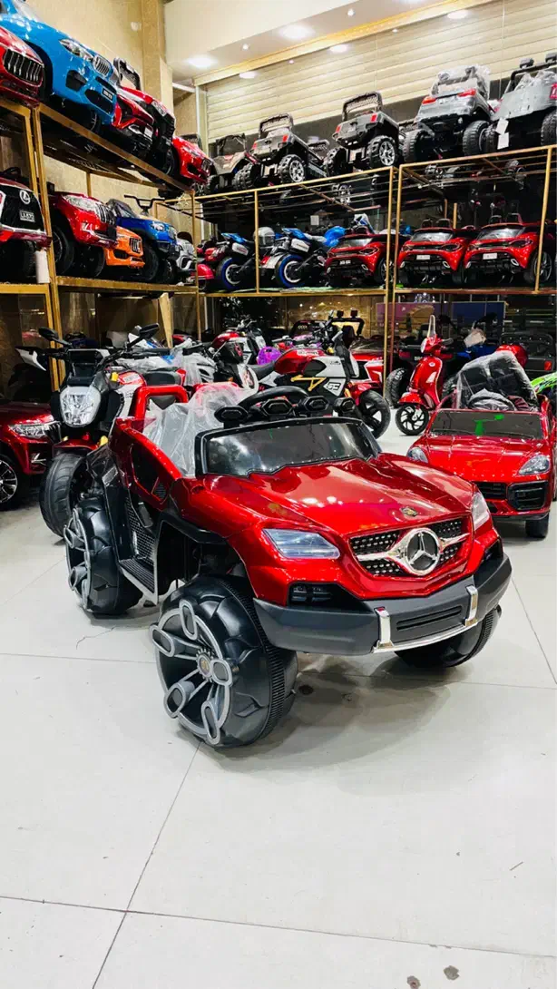 ماشین شارژی چهار موتور تانک|اسباببازی بچه|یزد, |دیوار