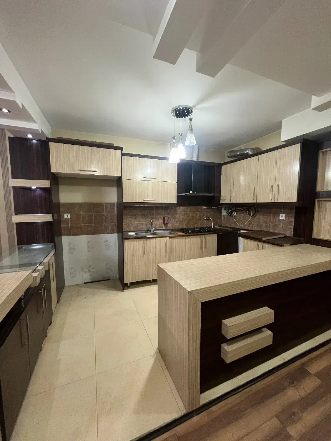 ۹۵متری/صیاد۲۱/هشتسال/افتابگیر/پکیجرادیاتورفول|اجارهٔ آپارتمان|مشهد, هفت تیر (آب و برق)|دیوار