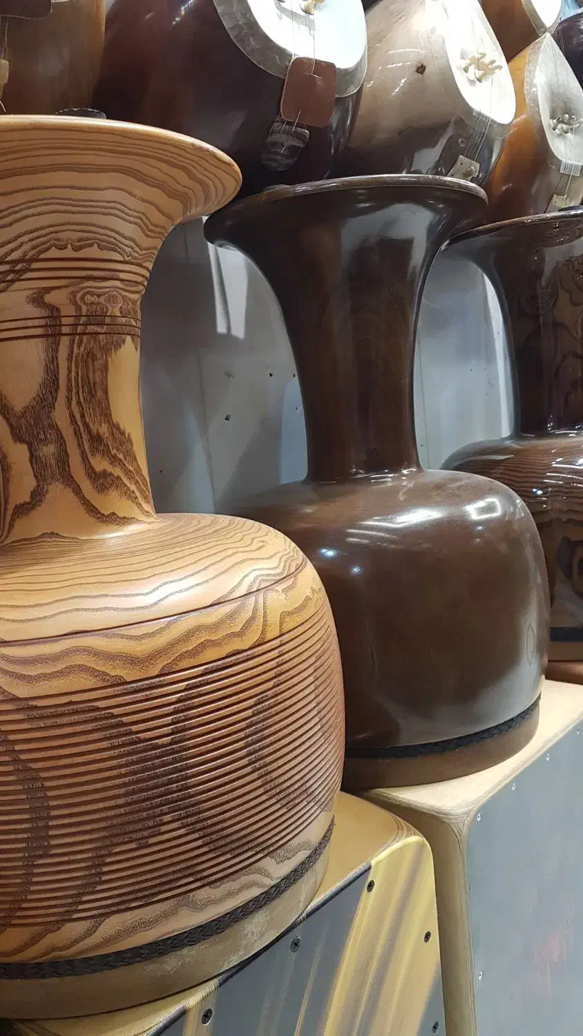 تنبک|سازهای سنتی|شیراز, پارک آزادی|دیوار