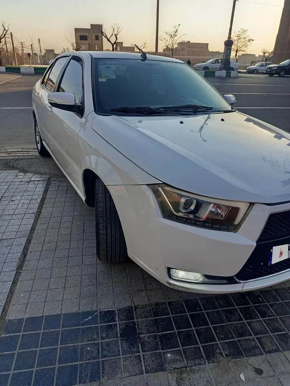 دنا مدل ۹۴|خودرو سواری و وانت|هشتگرد, شهرک بعثت|دیوار