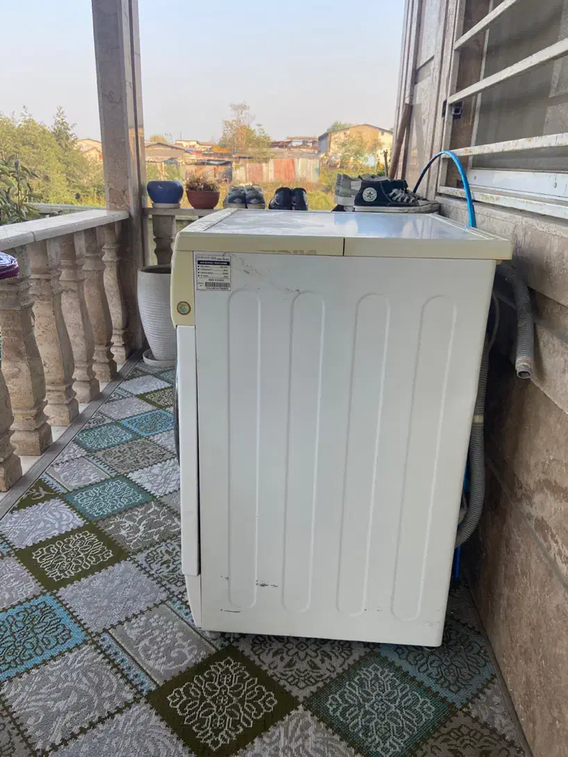 ماشین لباسشویی دوو ۷ کیلویی|ماشین لباسشویی و خشک‌کن لباس|نوشهر, |دیوار