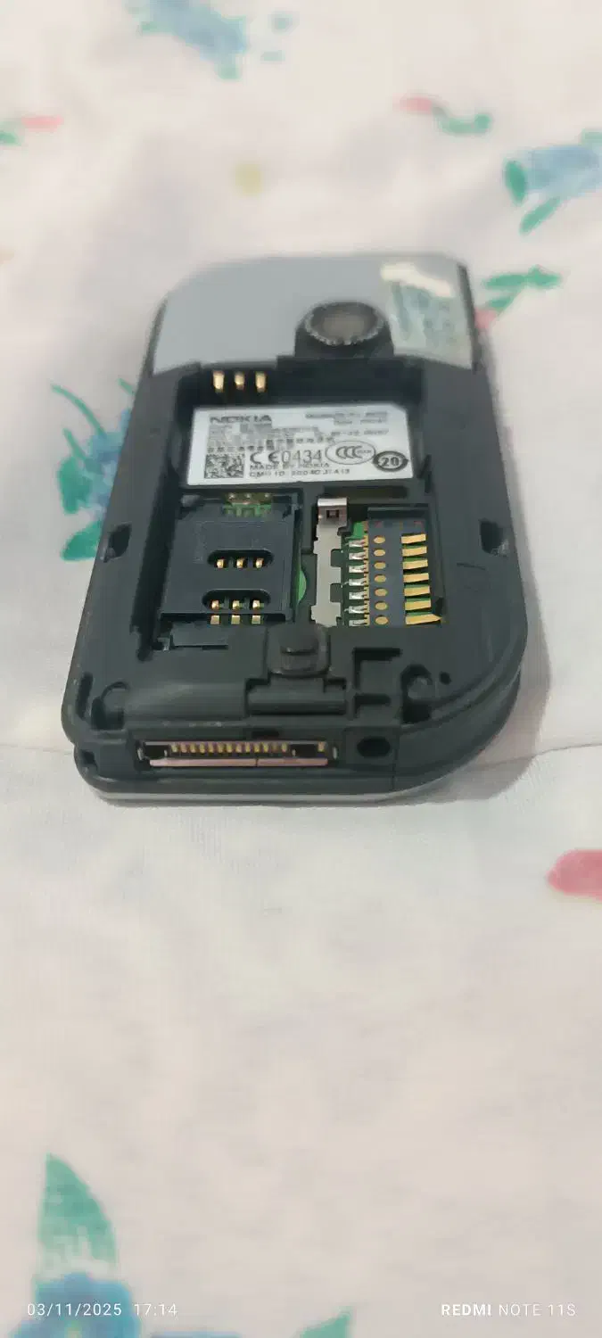 گوشی نوکیا 6670زیرخاکی|موبایل|شیراز, کوشک میدان|دیوار