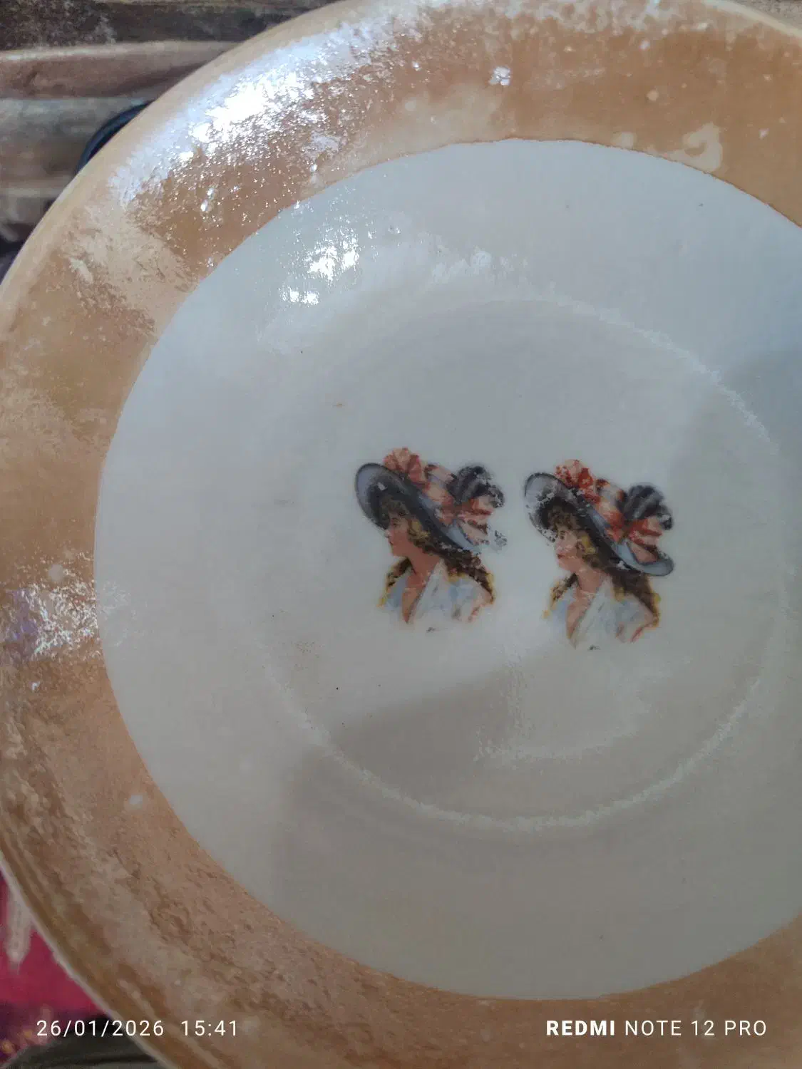 کاسه قدیمی|کلکسیون اشیاء عتیقه|نکا, |دیوار