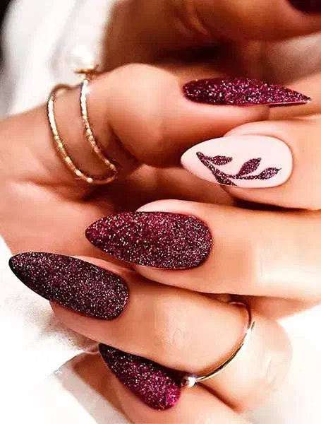 آموزش وخدمات کاشت تخصصی ناخن|خدمات آموزشی|چابهار, |دیوار