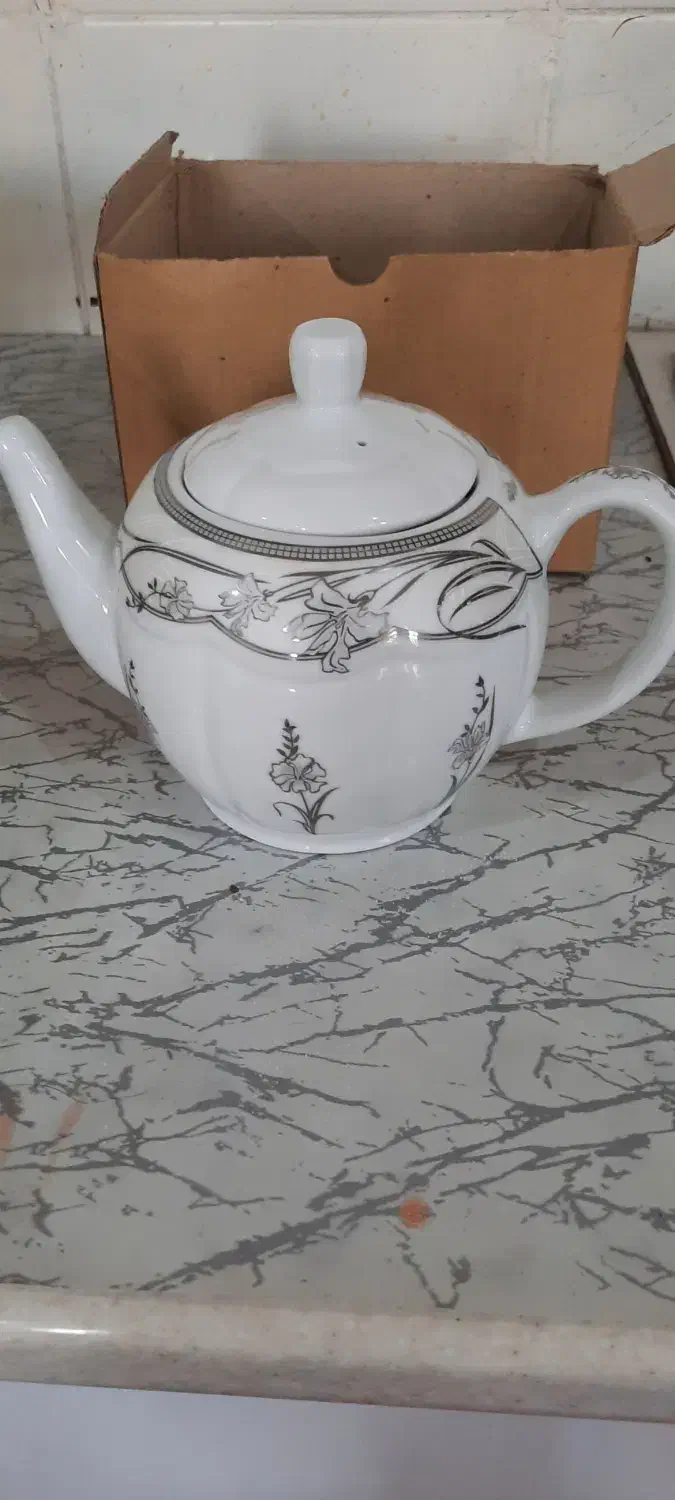 قوری چینی|قوری، کتری، قهوه‌ساز دستی|خرم‌آباد, |دیوار