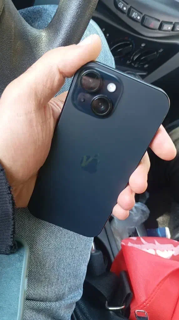 ایفون ۱۵ درجه یک بدون حتی یک‌ لکه|موبایل|همدان, |دیوار