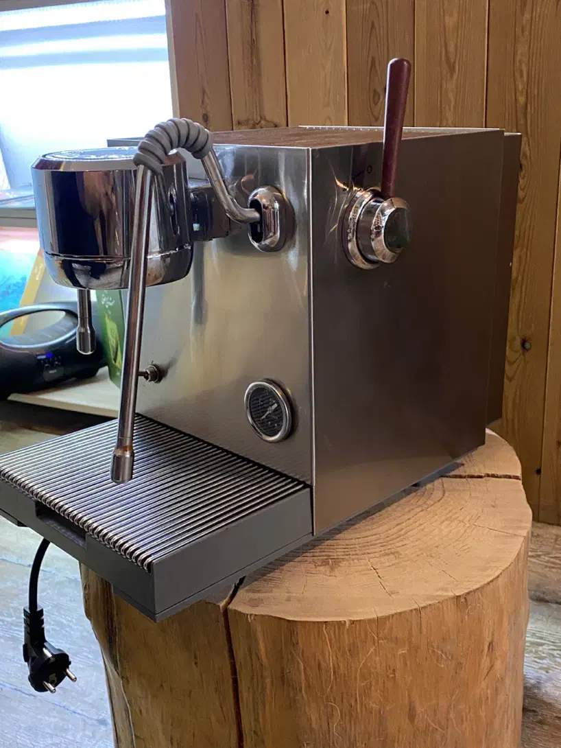 اسپرسو ساز تک گروپ لواک ۳۲۳۵|کافیشاپ و رستوران|اندیشه, اندیشه فاز ۱|دیوار