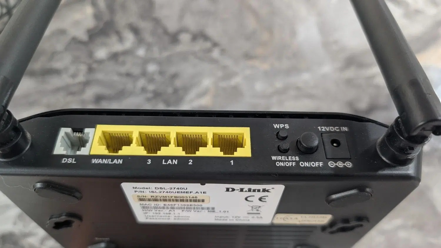 مودم adsl دیلینک اصلی بسیار نو|مودم و تجهیزات شبکه|تهران, نازیآباد|دیوار