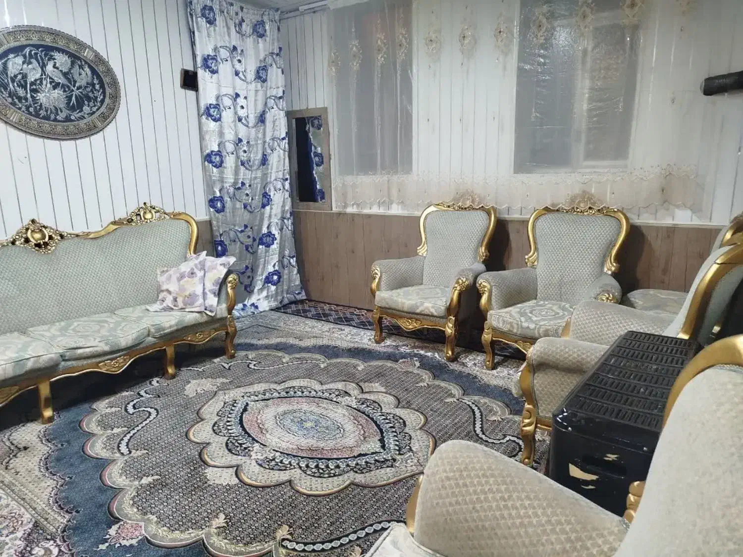 گنجه|بوفه، ویترین، کنسول|قائن, |دیوار