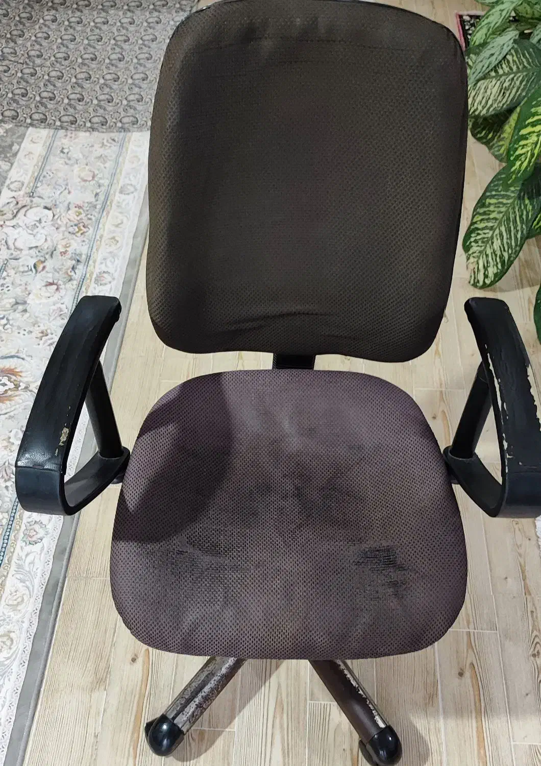 فروش صندلی اداری - کامپیوتر کارکرده|صندلی و نیمکت|فومن, |دیوار