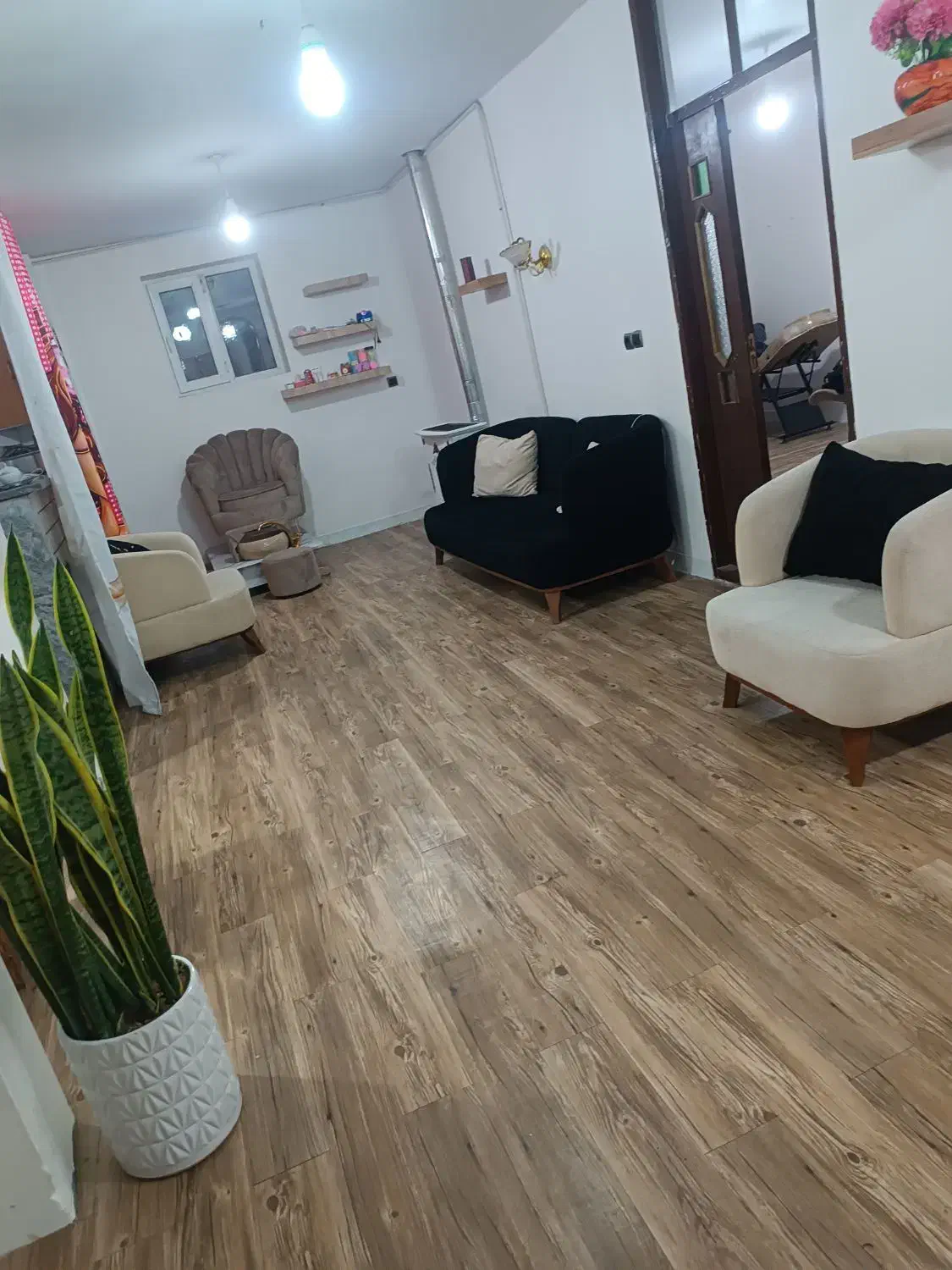 لوازم ارایشگاه|آرایشگاه و سالنهای زیبایی|خرمآباد, |دیوار