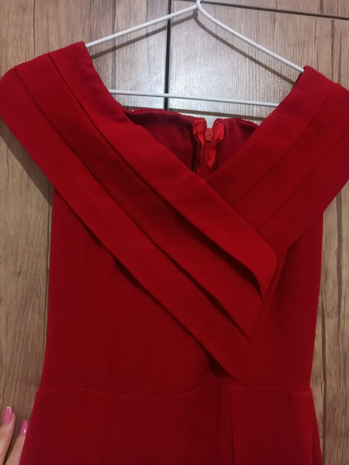 لباس مجلسی|لباس|ساری, |دیوار