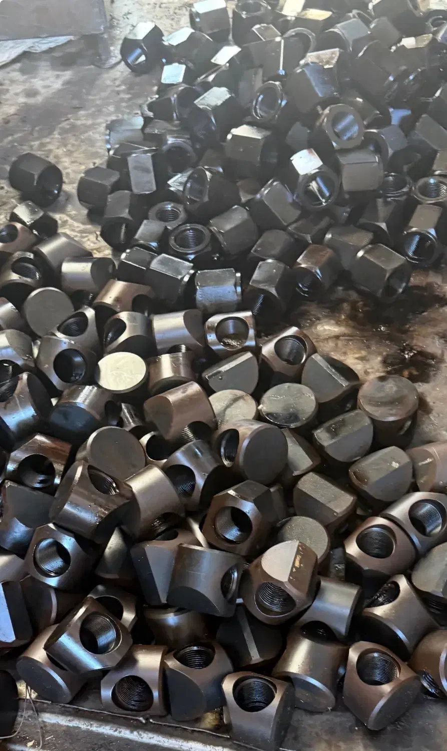 کارگر ساده و اتباع با مدارک|استخدام صنعتی، فنی، مهندسی|تهران, نعمتآباد|دیوار