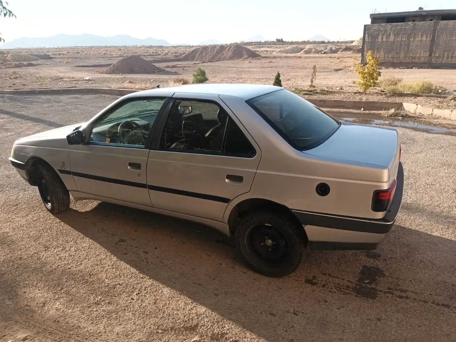 فردش ۴۰۵|خودرو سواری و وانت|آباده, |دیوار