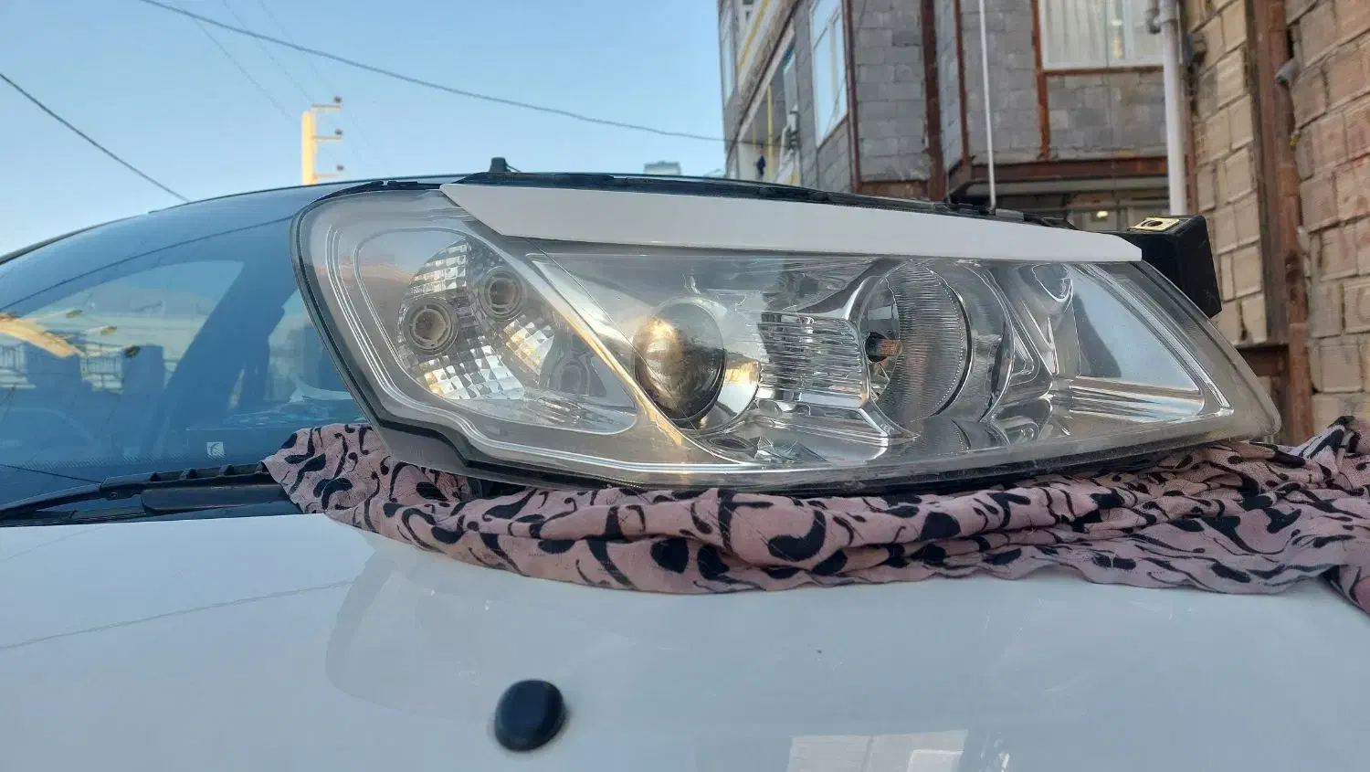 چراغ جلو سمت شاگرد رانا lx|قطعات یدکی و لوازم جانبی|جوانرود, |دیوار