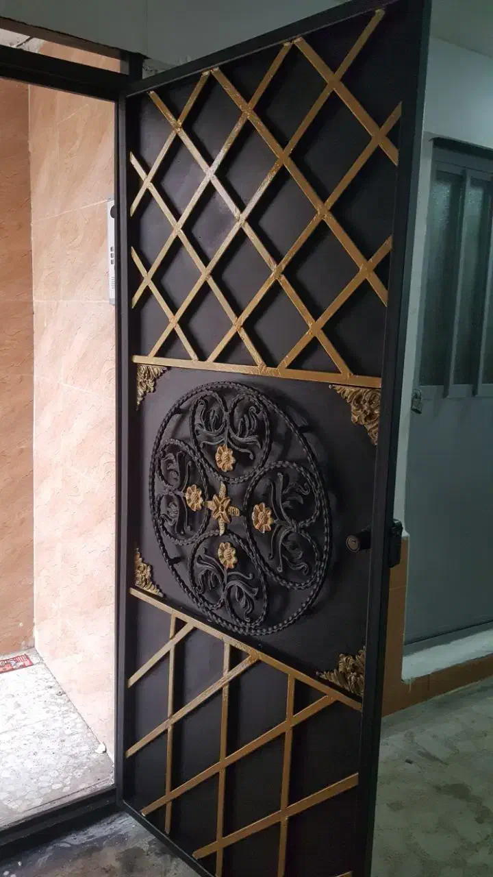 نقاشی و رنگ آمیزی ساختمان|خدمات پیشه و مهارت|رشت, کوی مهر|دیوار