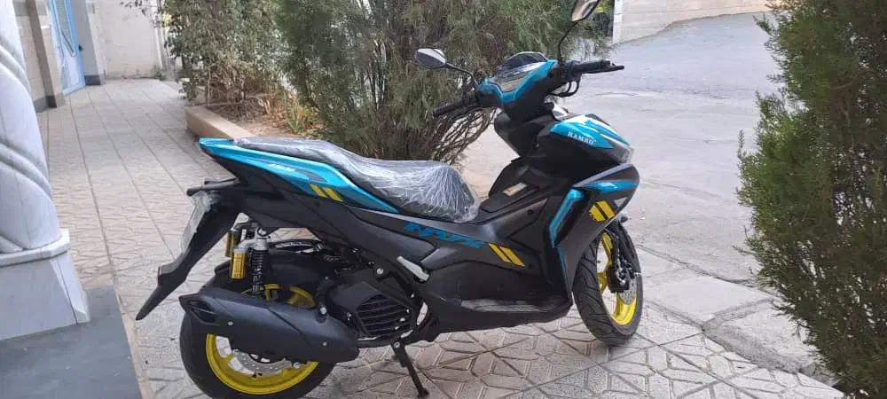 ۲ عدد موتور کلیک|موتورسیکلت|بروجرد, |دیوار