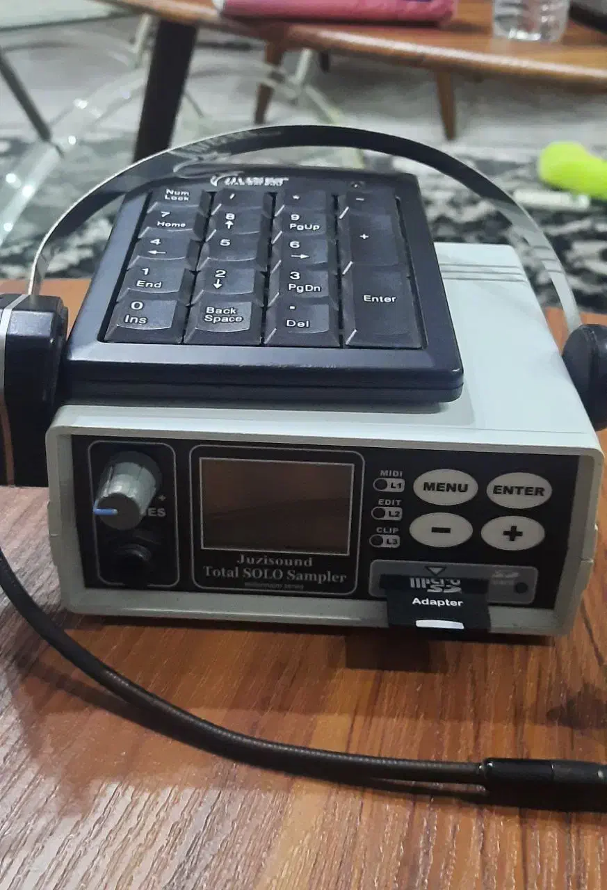 جوزی ساند ۱ بلغاری|پیانو، کیبورد، آکاردئون|نوشهر, |دیوار