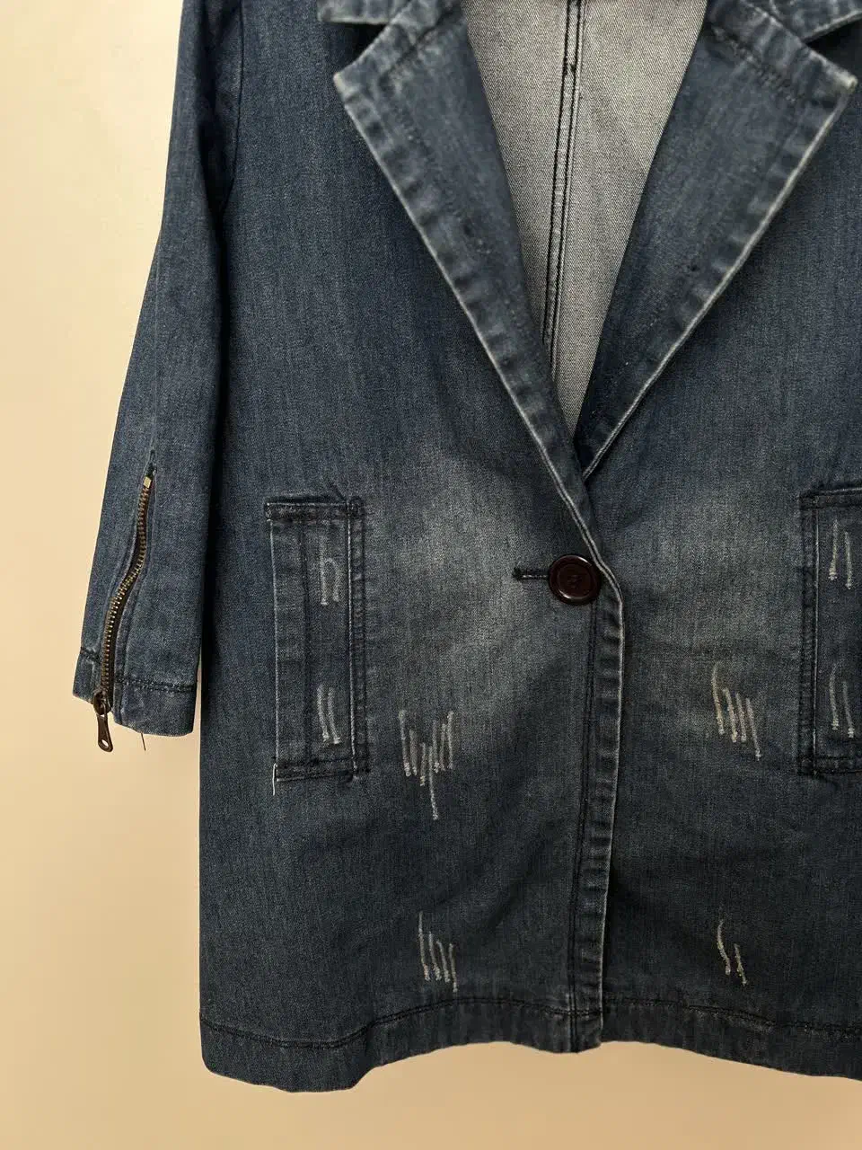 کت لی(جین)|لباس|اردکان, |دیوار