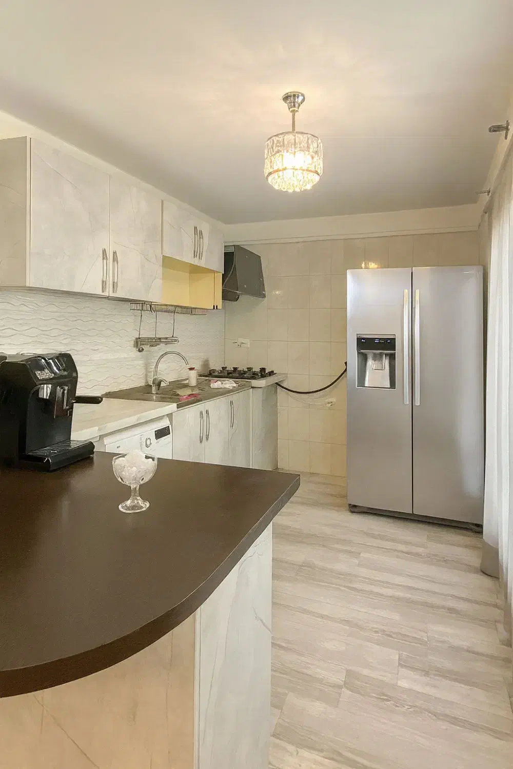 70 متری 2 خواب ویو دار نورگیر برج بنام منطقه 5|فروش آپارتمان|تهران, شهرک هما|دیوار