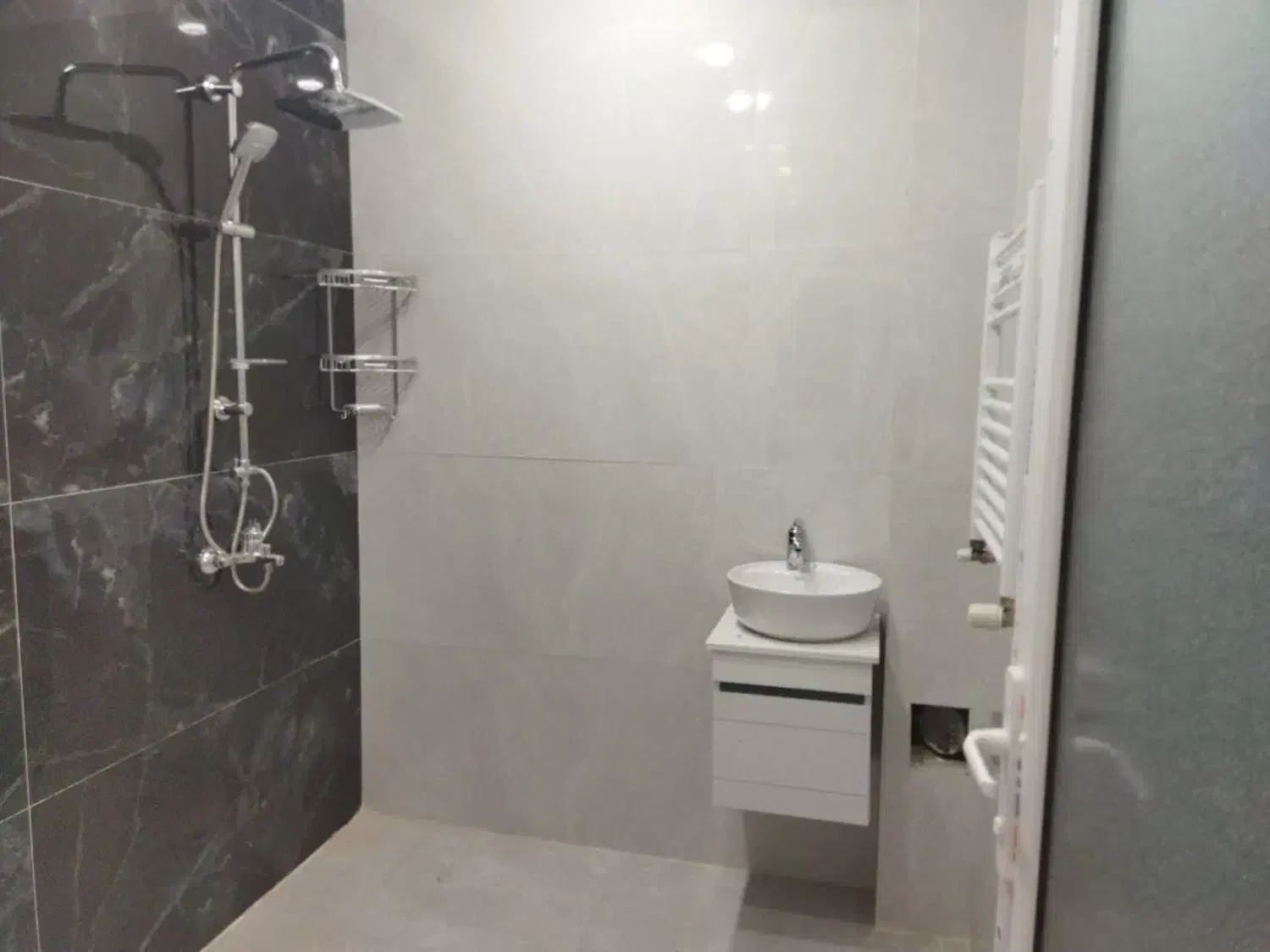 نصب انواع روشویی،ظرفشویی وشیرآلات،توالت فرنگی|خدمات پیشه و مهارت|خرمآباد, |دیوار