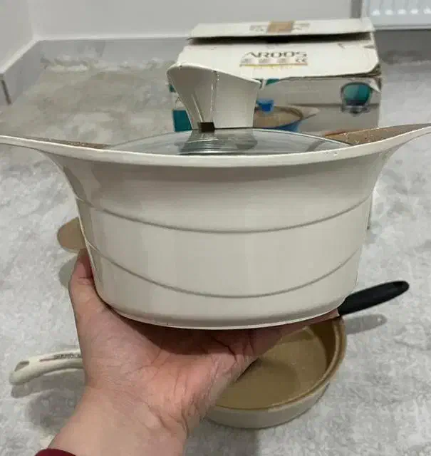 قابلمه نو|ظروف پخت‌وپز|کرمانشاه, |دیوار