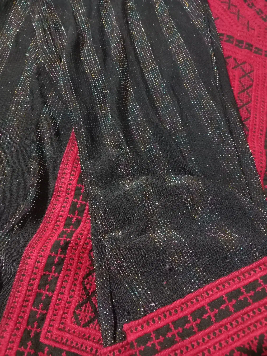 لباس بلوچی|لباس|زابل, |دیوار