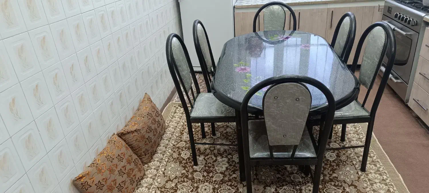 میز غذا خوری فلزی 6نفری|میز و صندلی غذاخوری|خمین, |دیوار