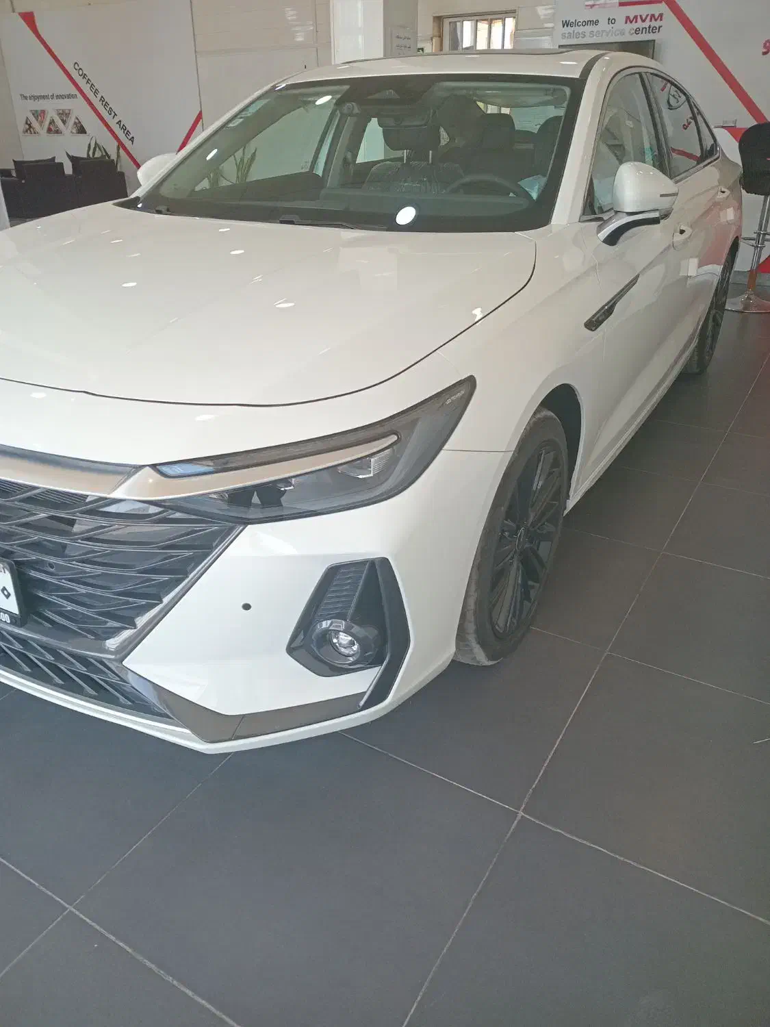 اریزو۸ تحویل فوری|خودرو سواری و وانت|اهواز, کوی مندلی(سه راه خرمشهر)|دیوار