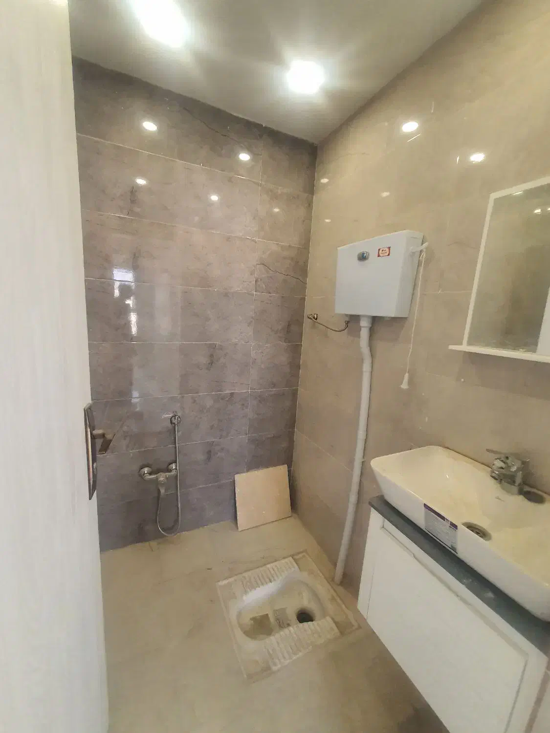 (آپارتمان ۱۰۸ متری/کلید نخورده/فول)