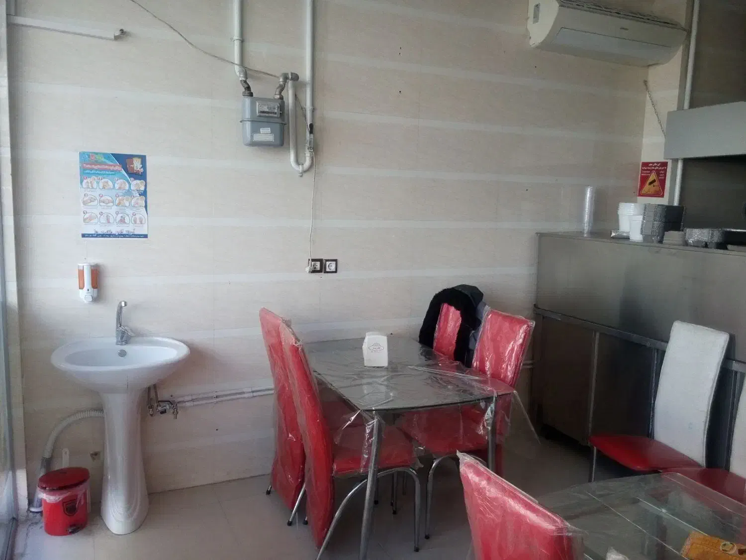 رهن و اجاره کترینگ و آشپزخانه|اجارهٔ مغازه و غرفه|مشهد, نیروی هوایی|دیوار