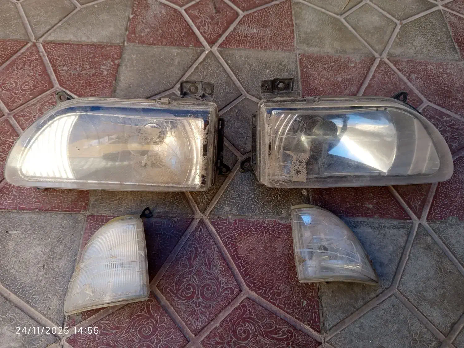 ۲جفت چراغ ،۱پک رودری ،۱کپسول CNG پرایدی|قطعات یدکی و لوازم جانبی|بیرجند, |دیوار